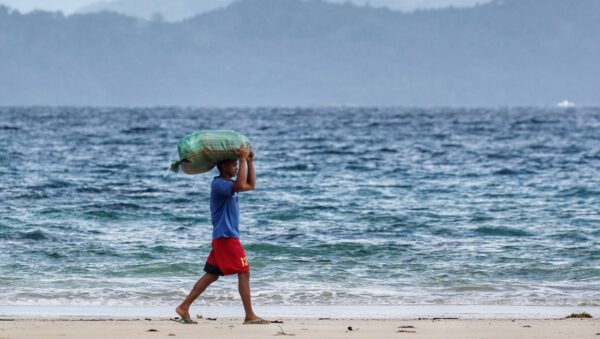 Ocean warming poses a threat to food security and people's livelihoods.