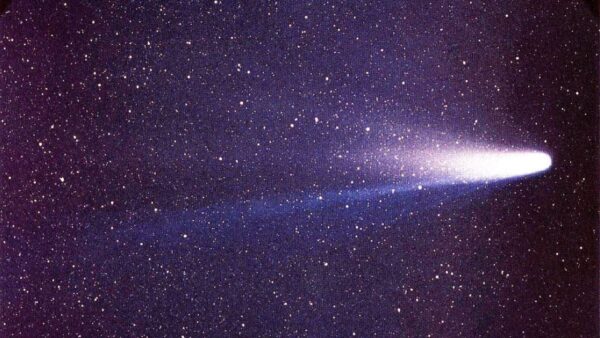 190507 meteor shower eta aquariid Space Halleys comet 1986 credit NASA