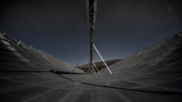 201105 CHIME telescope 1