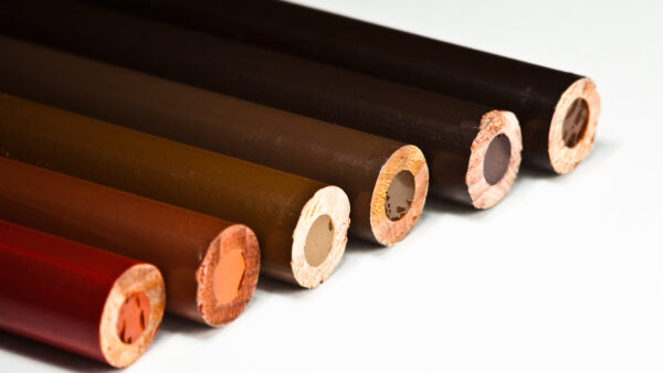 Coloured pencils browns to blacks. Geoscience Australia says coal ranges in colour from yellow to brown to black