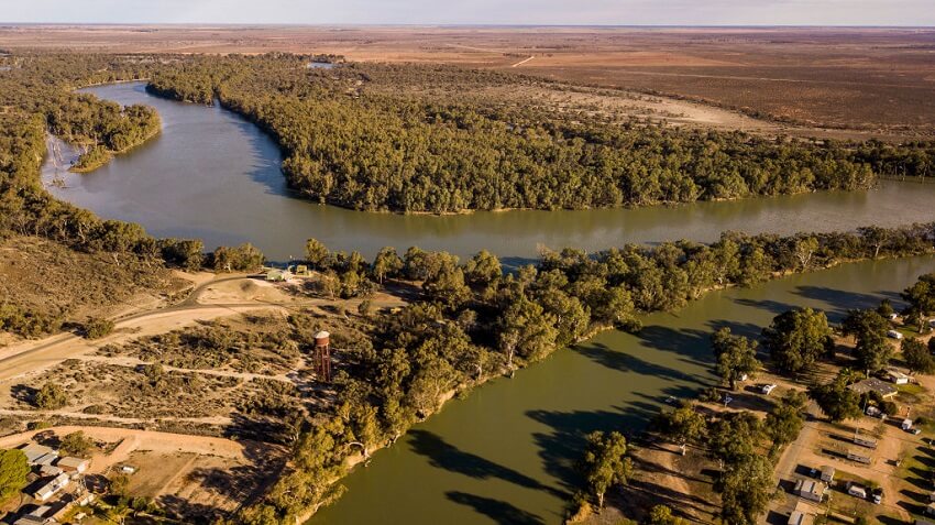 rain (and roos) help the spread of mosquito-borne illnesses in australia’s south 2 Aerial view of two rivers intersecting