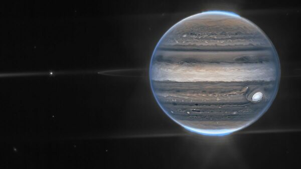 JWST 2022 07 27 Jupiter 2color scaled e1661308870671