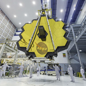 Gold mirrors on James Webb Space Telescope