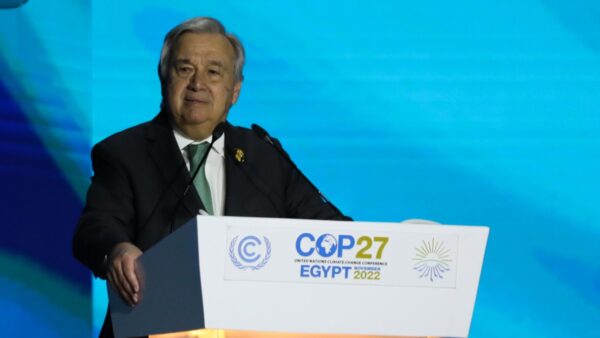 António Guterres addresses COP27.
